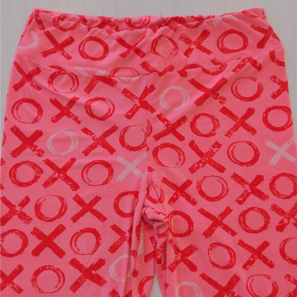 LuLaRoe Leggings in Valentine's Day (XOXO) Print – Tall & Curvy – GUC - Picture 3 of 8
